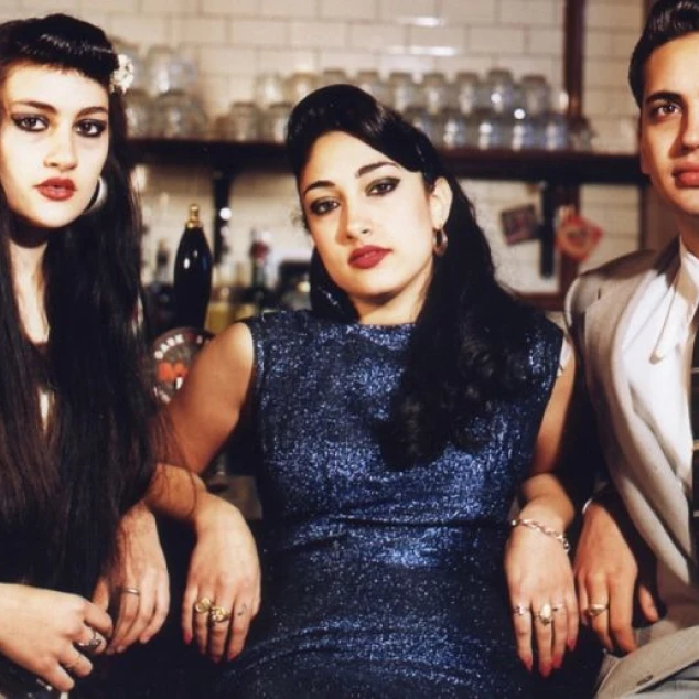 Kitty, Daisy & Lewis