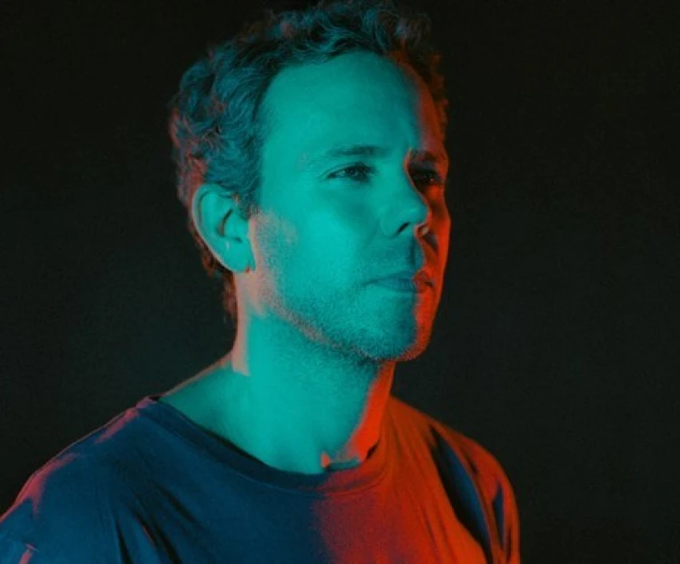 M83