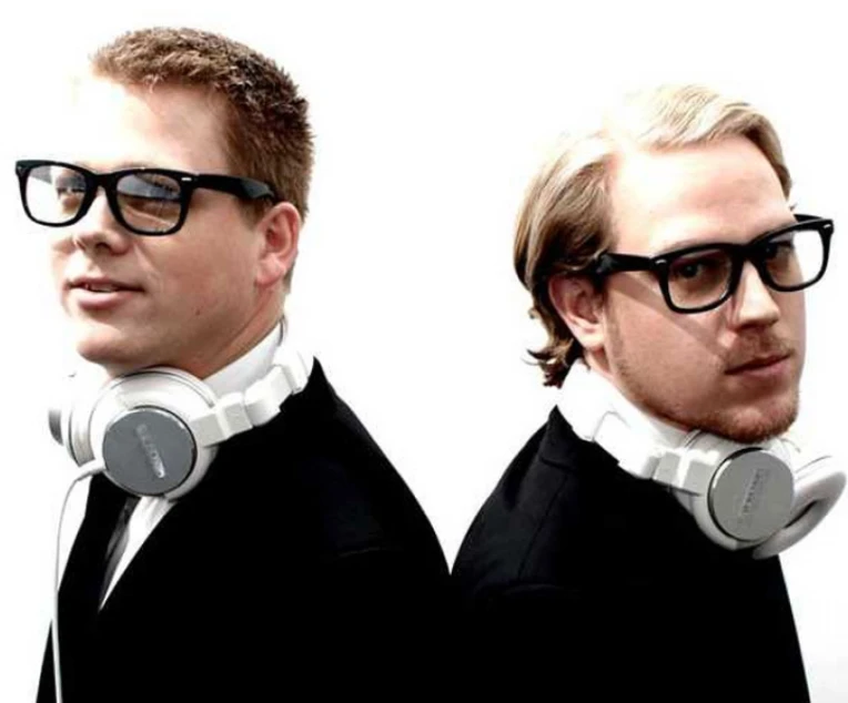 Dj Victor & Rolf